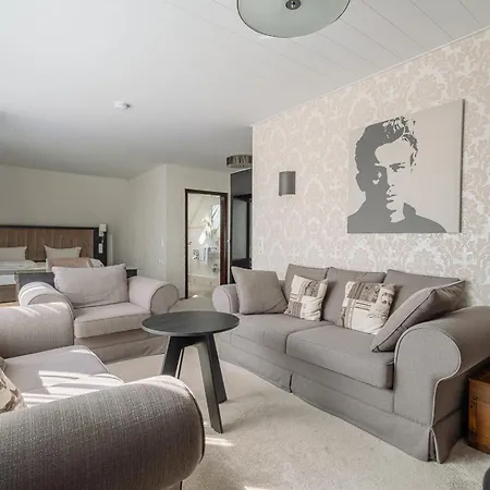 Zur Heidschnucke Hotel