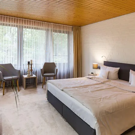 Hotel Zur Heidschnucke 4*