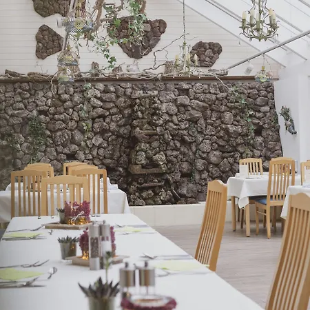 Zur Heidschnucke Hotel 4*