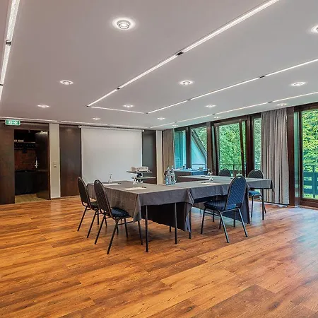 Hotel Zur Heidschnucke 4*