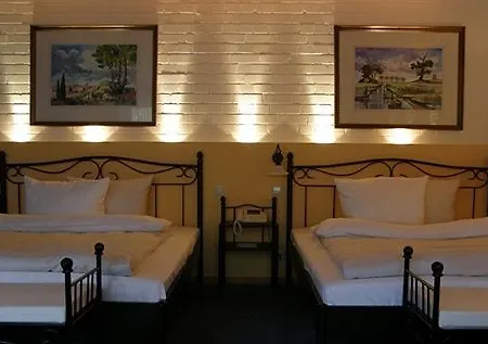 Zur Heidschnucke Hotel