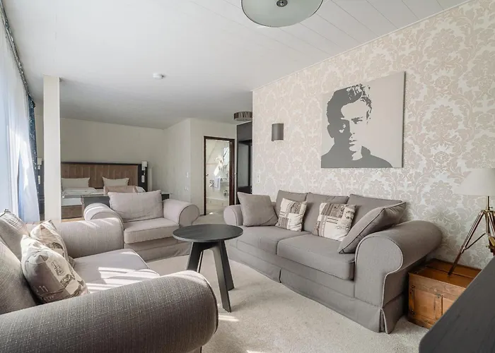 Zur Heidschnucke Hotel