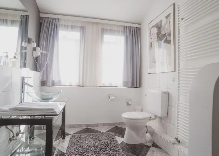 Hotel Zur Heidschnucke 4*